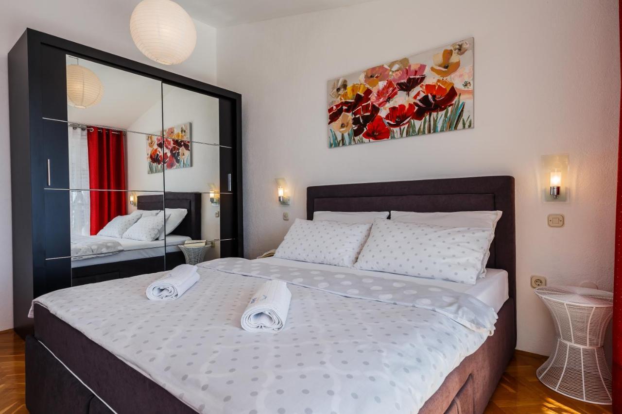 Adriatic Sea View Apartments Trogir Exterior foto